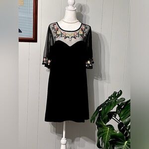 🛍️ True Destiny black dress with sheer top & sleeve with floral embroidered.